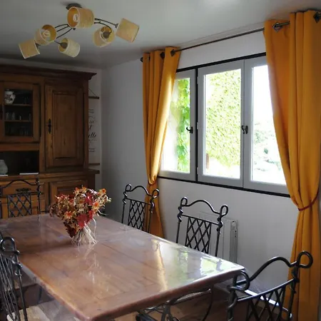 D'hotes & Le Relais De La Cavayere Bed & Breakfast