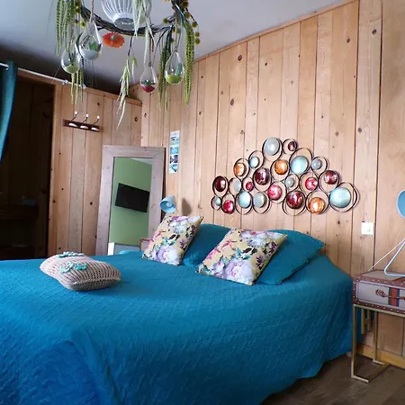 D'hotes & Le Relais De La Cavayere *