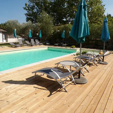 Le Relais De La Cavayere - D'hôtes Avec Spa&sauna - Parking Privé Ferme Alojamento de Acomodação e Pequeno-almoço 4*