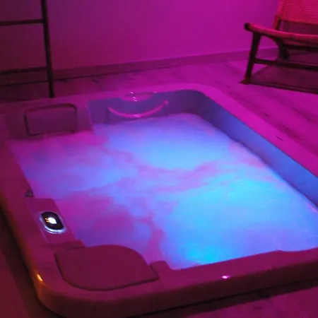 Le Relais De La Cavayere 4*